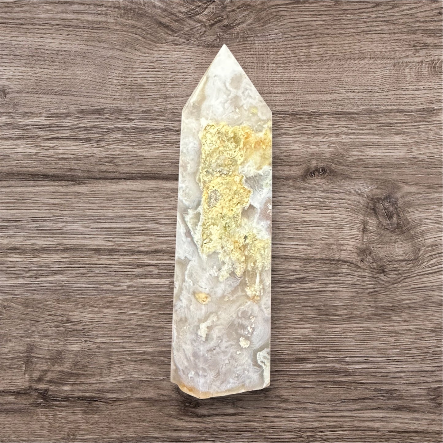 FLOWER AGATE TOWERS