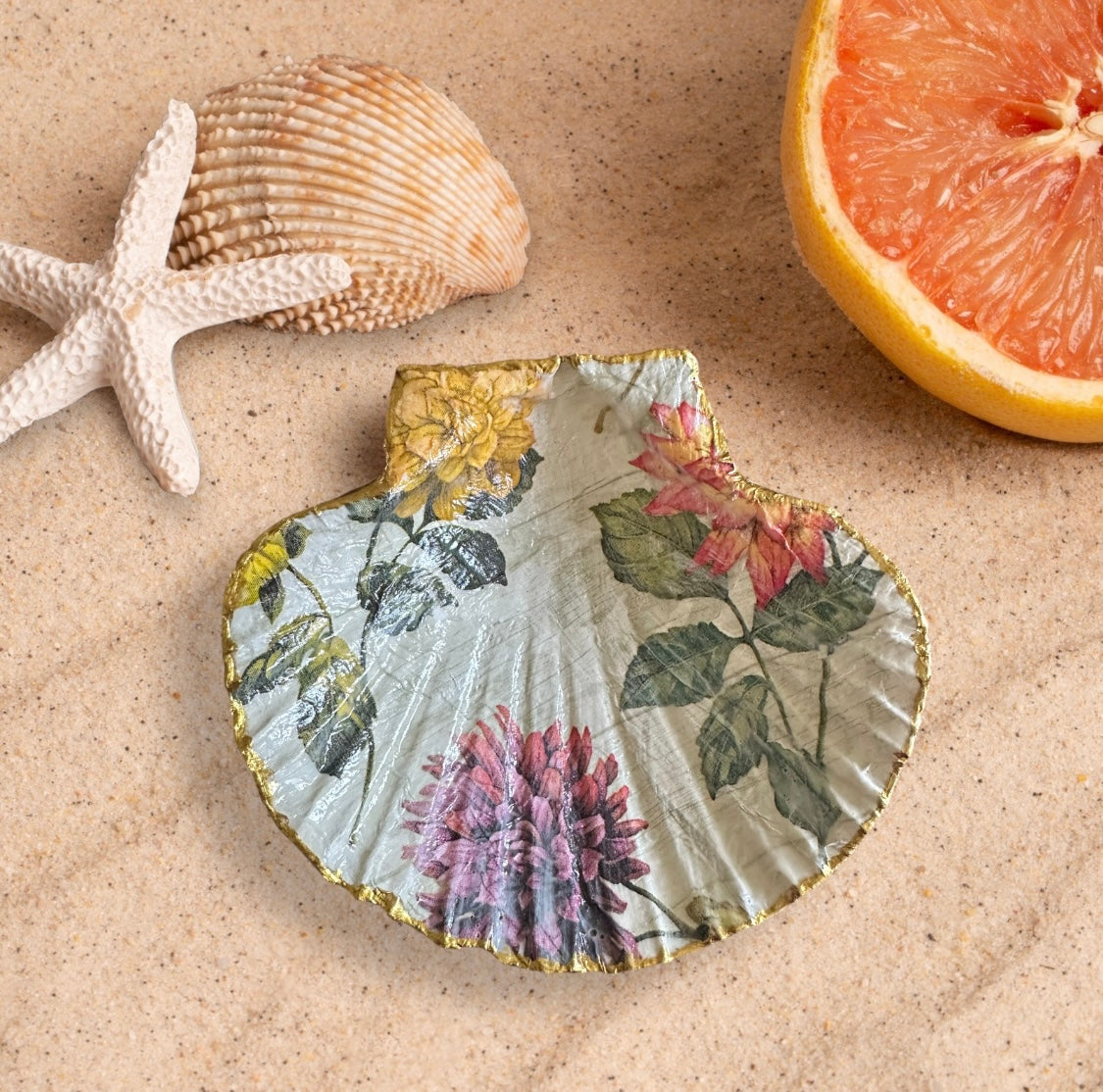 Decorative Scallop Shell