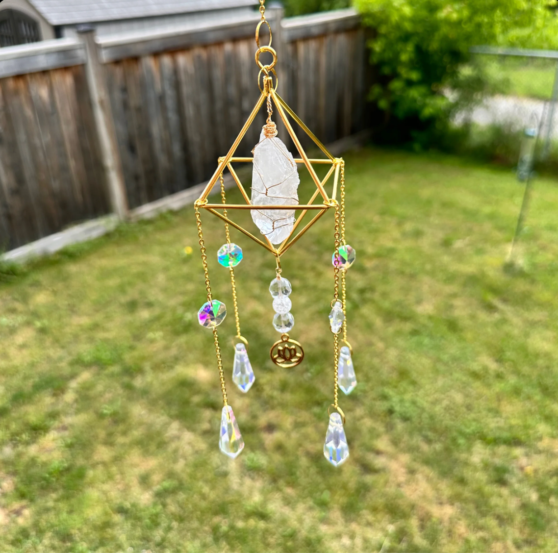 Quartz suncatcher