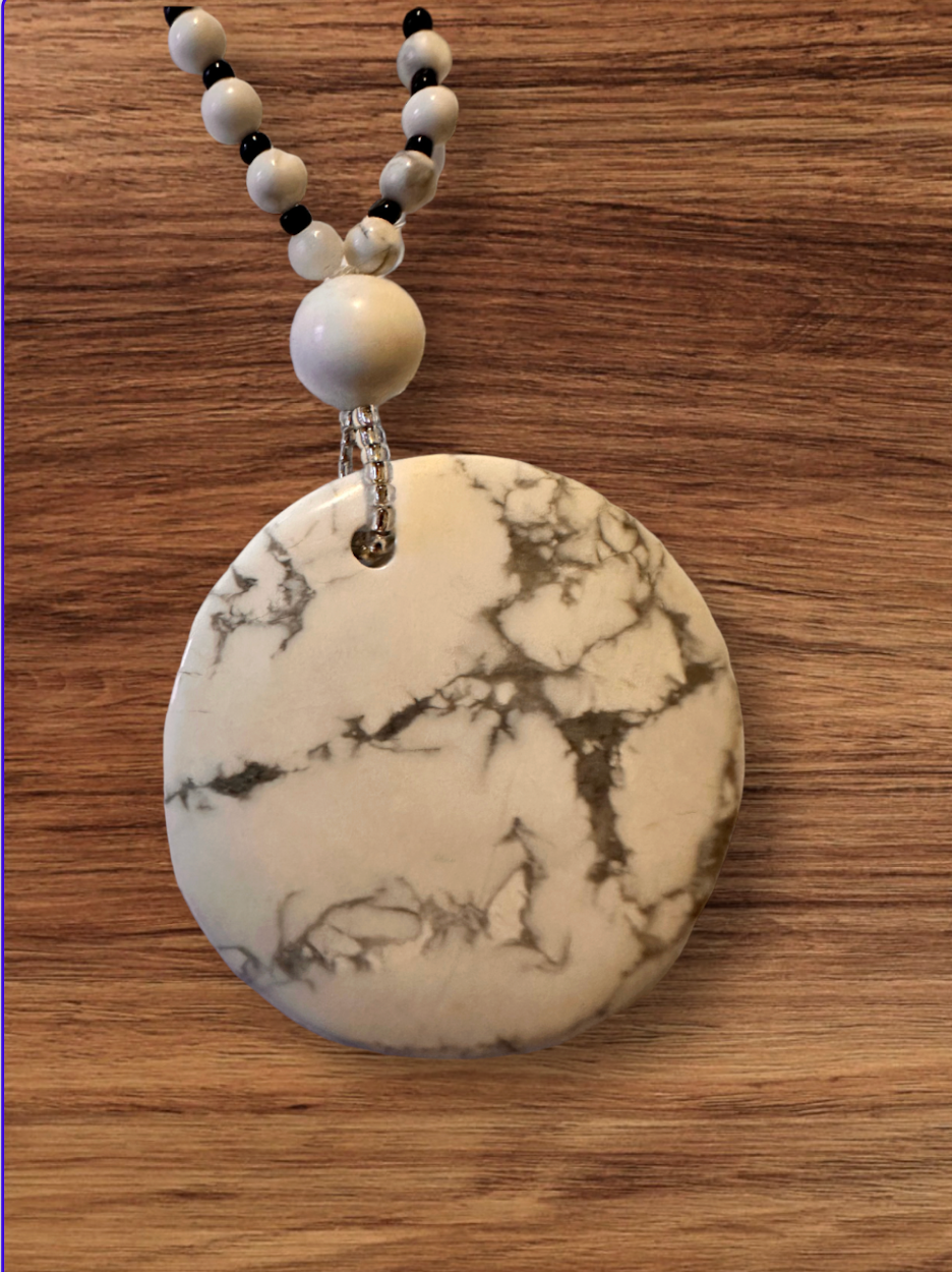 Vintage Howlite necklace