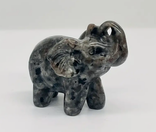 40mm Elephant carving